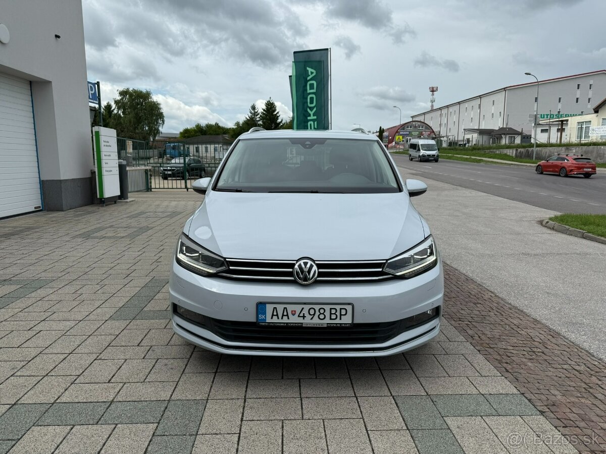 VW Touran 2.0 TDI DSG NAVI full-LED KAMERA
