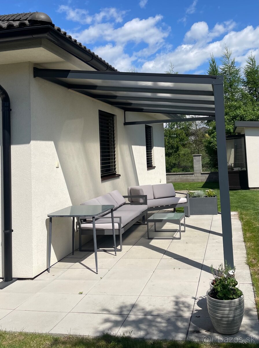 Hliníková pergola