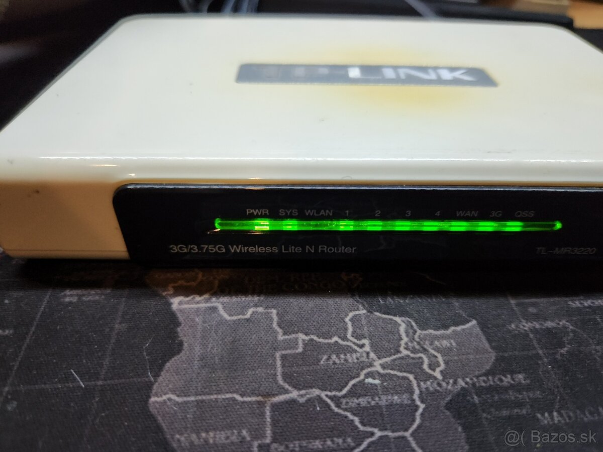 stary Router s USB 10e ( 1 antena )