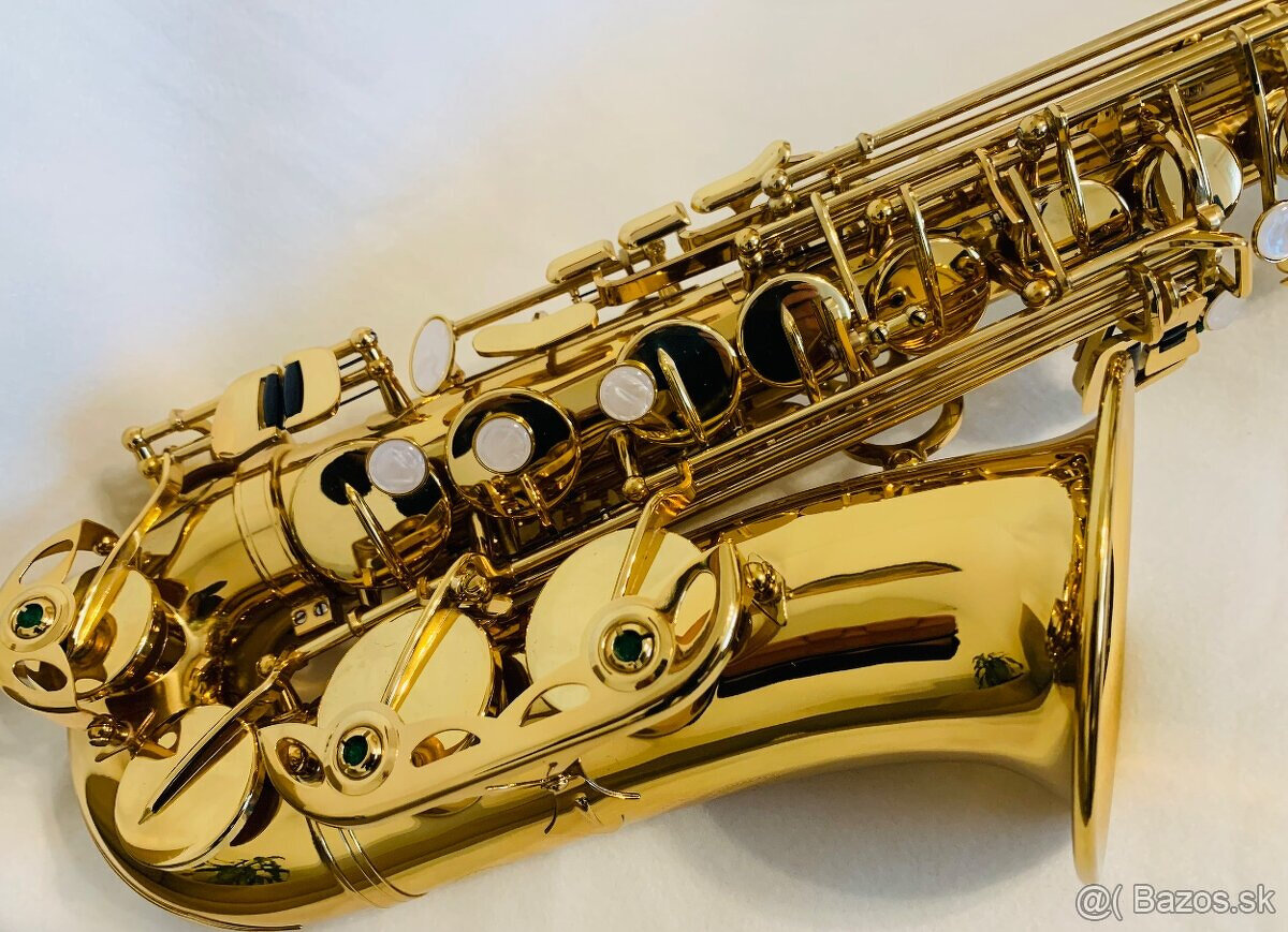 Predám nový Es- Alt saxofón- kópia k modelu Yamaha- pekný zv