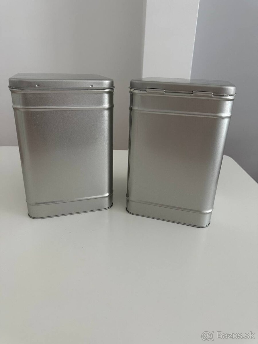 Kovova doza 1500g