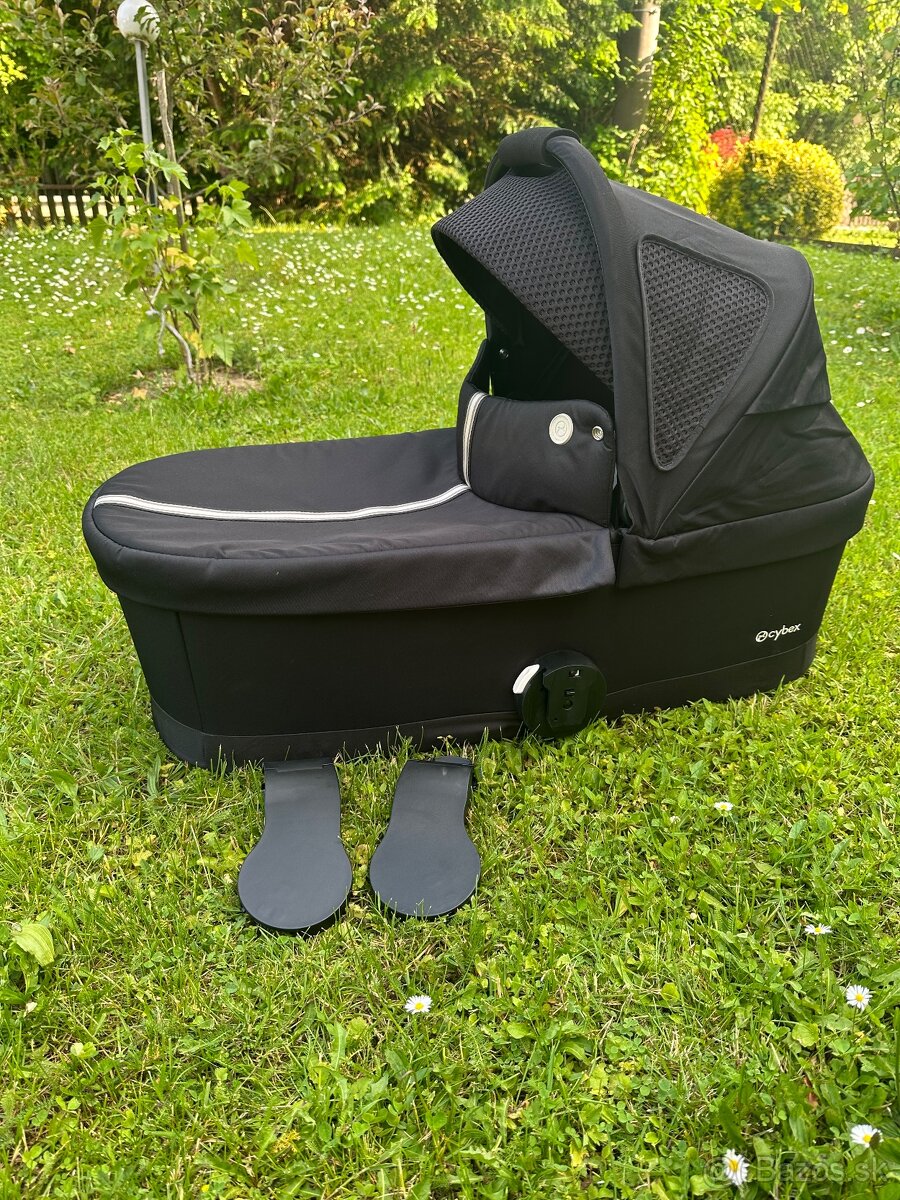 CYBEX HLBOKÁ VANIČKA AVI SPIN - MOON BLACK