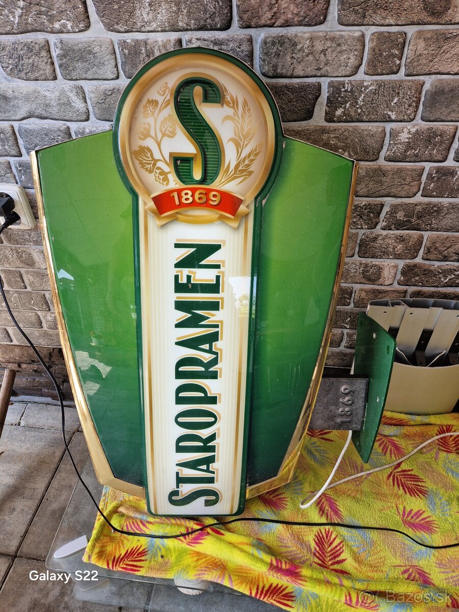 Obojstranná Svietiaca reklama Staropramen