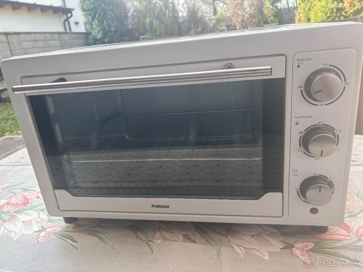 Pečiaca rúra- ideálne na chatu alebo do prvého bytu