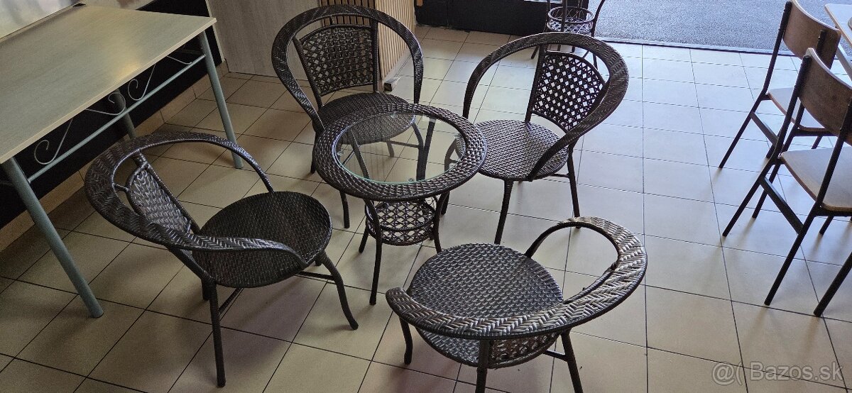 Záhradný set LASAN 1+4