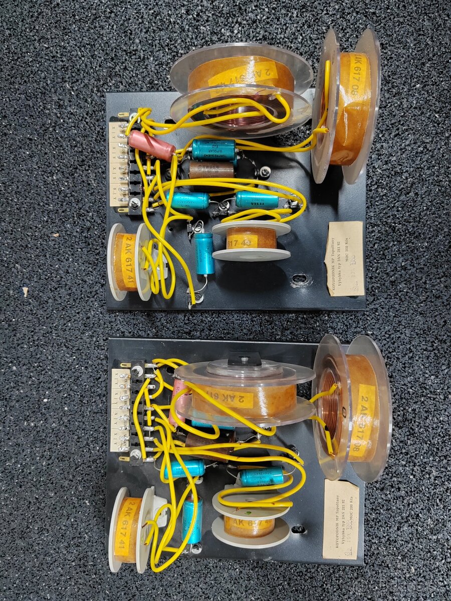 vyhybky tesla ars 1054