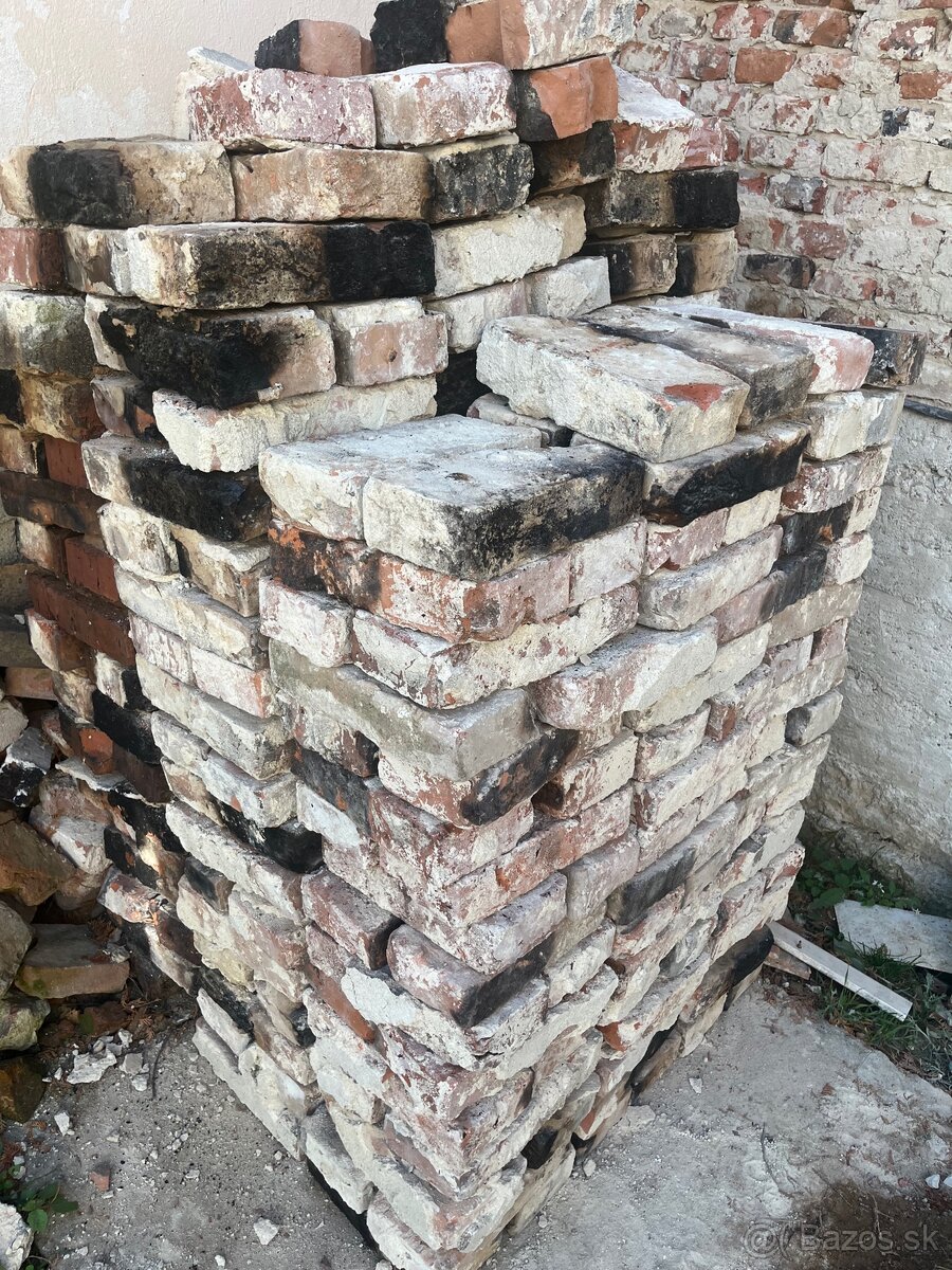 Darujem tehlu za odvoz