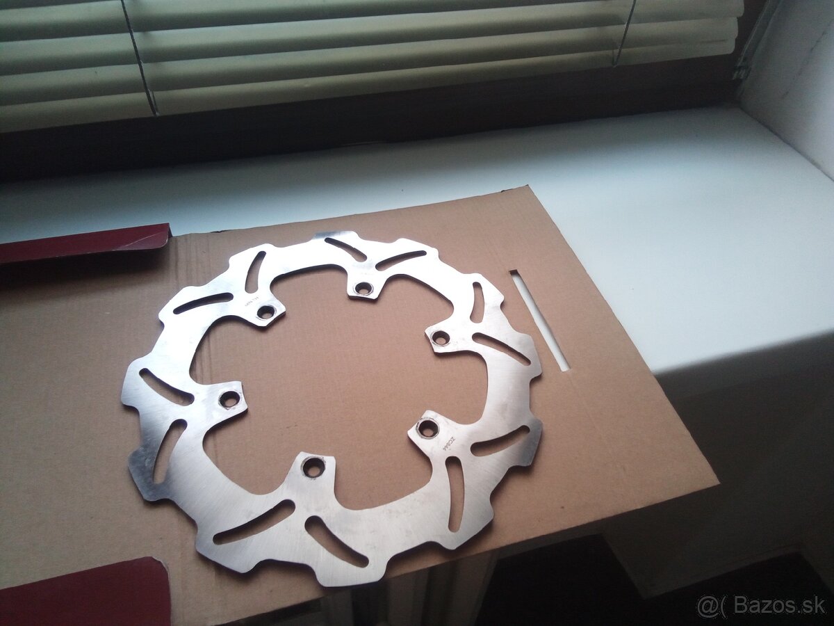 Predam brzdovy kotuc yamaha yzf