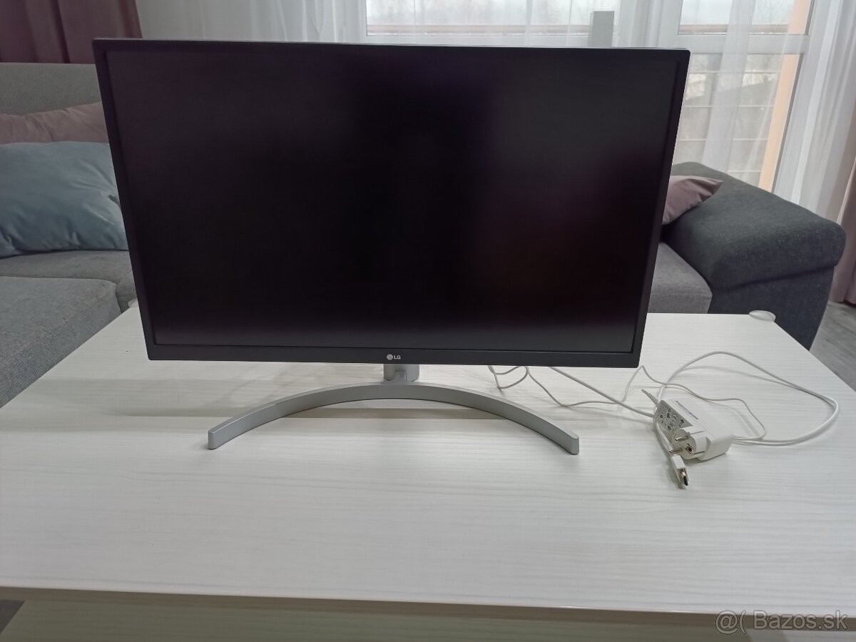 Predám 4K monitor LG 27UL550P