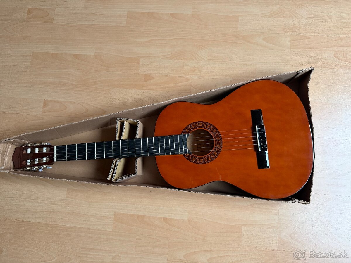 Klasická gitara s prislušenstvom nepouźitá Nová