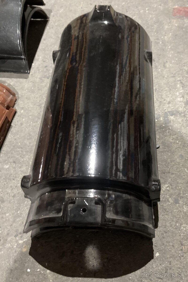 PREDÁM len za 5 euro HREBENÁČE CREATON ČIERNA GLAZÚRA