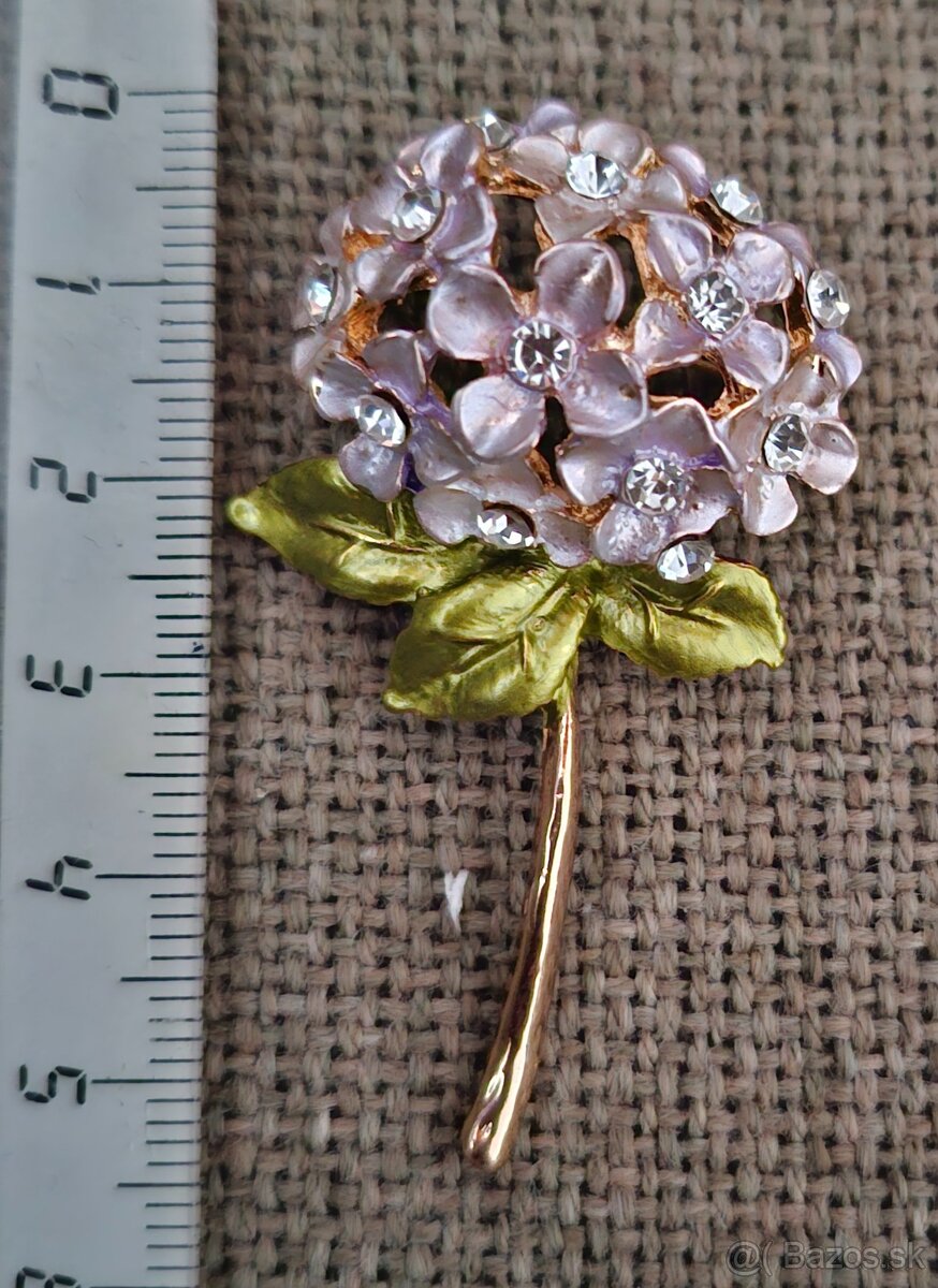 Brošňa č.16 - hirtenzia