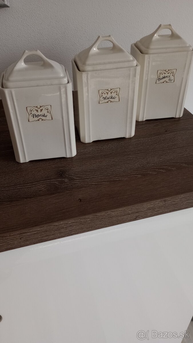 Starožitné dózy koreničky porcelán