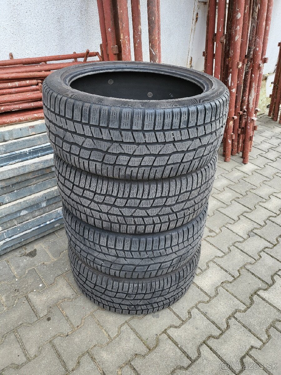 Continental ContiWinterContact 245/40 R19