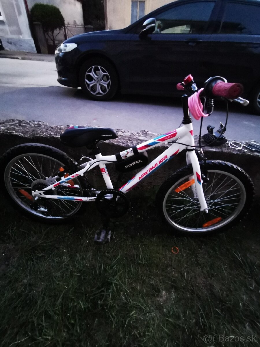 Dievčenský bicykel 20