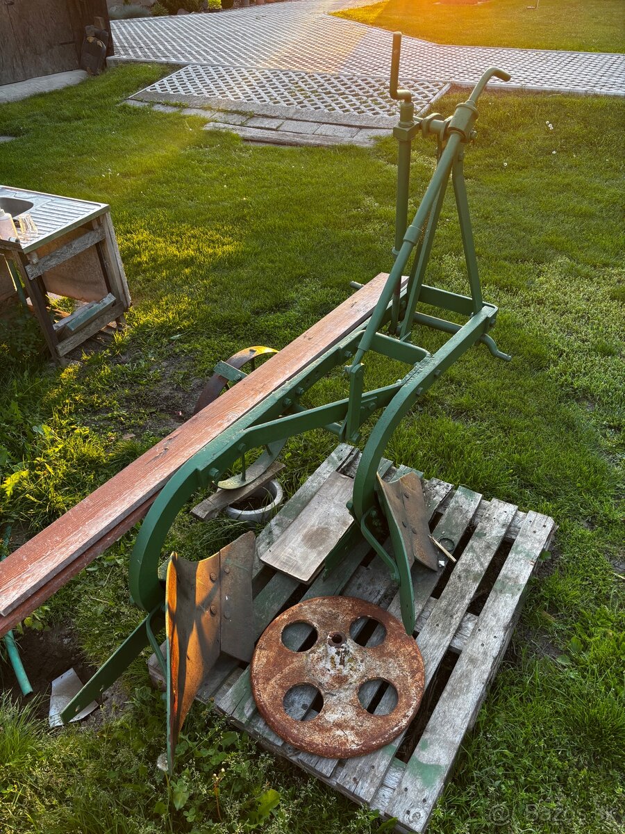 Pluh PN-252