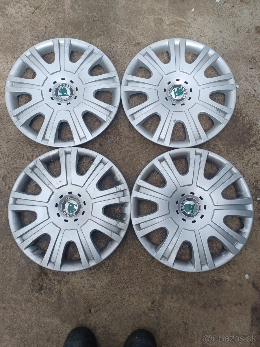 Puklice R15 Škoda