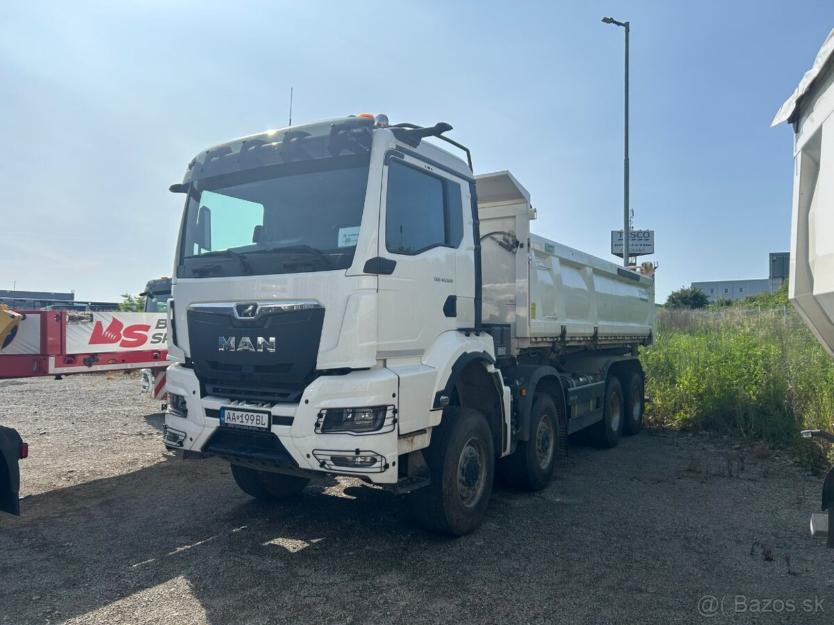 TGS 41.520 8x6 BB CH Trojstranný vyklápač