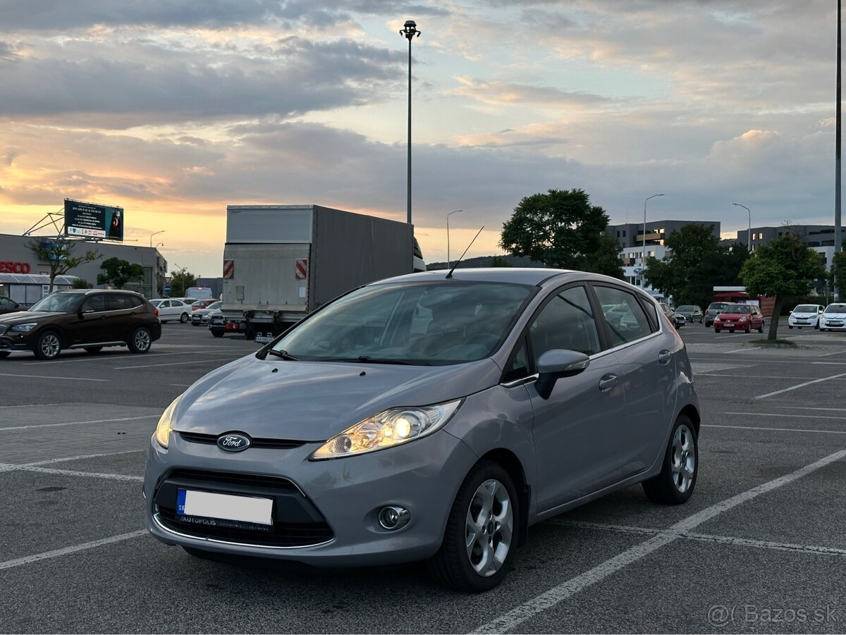 Ford Fiesta 1 majitel, SK pôvod, servisná kniha