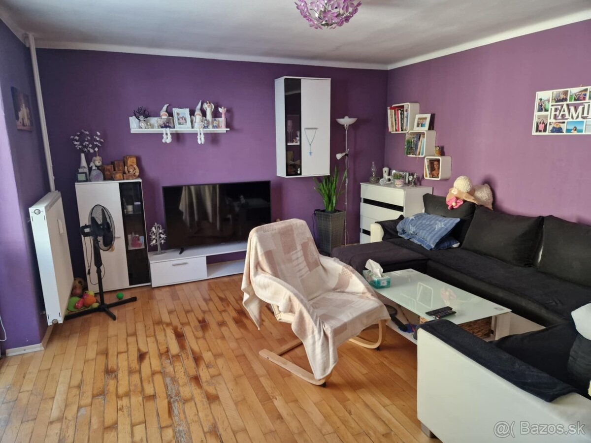 Na prenájom moderne zariadený veľkometrážny 2 izbový byt