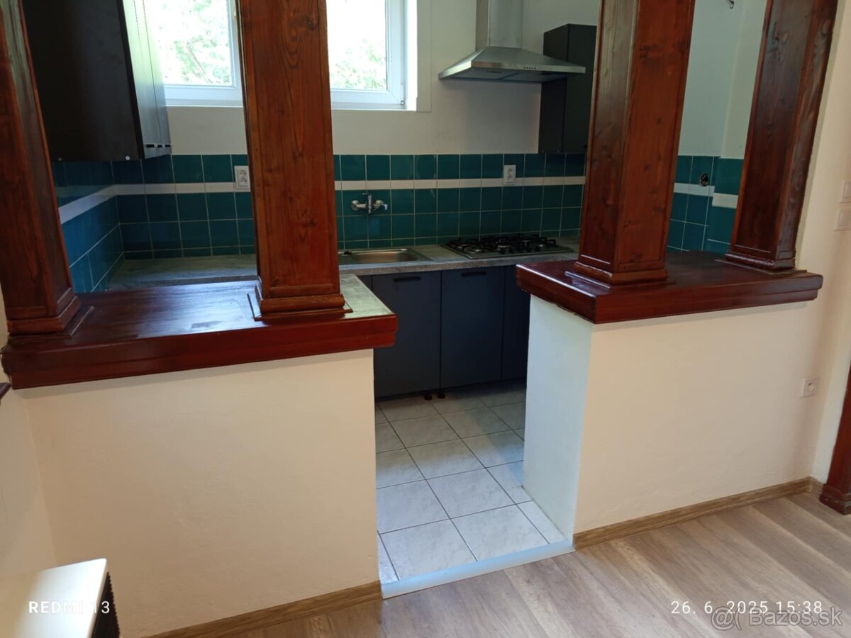 3-izbový byt na dlhodobý prenájom, info Ján Figa 0908/935537