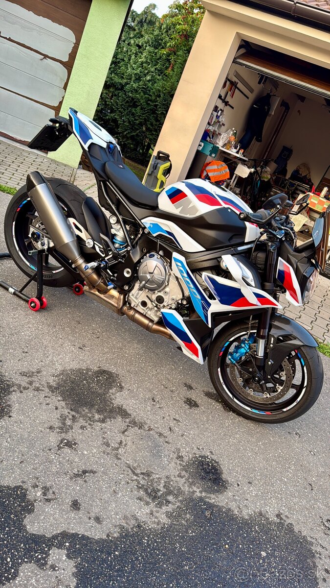 Bmw m1000r