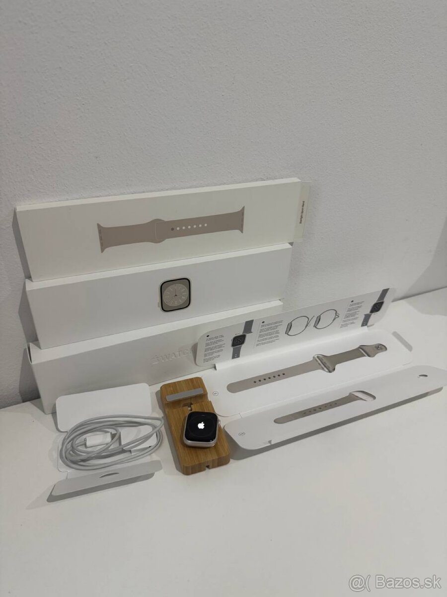 Apple Watch Series 8