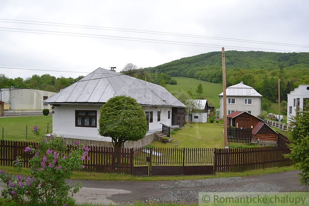 Malebná drevenica s dušou v Havaji