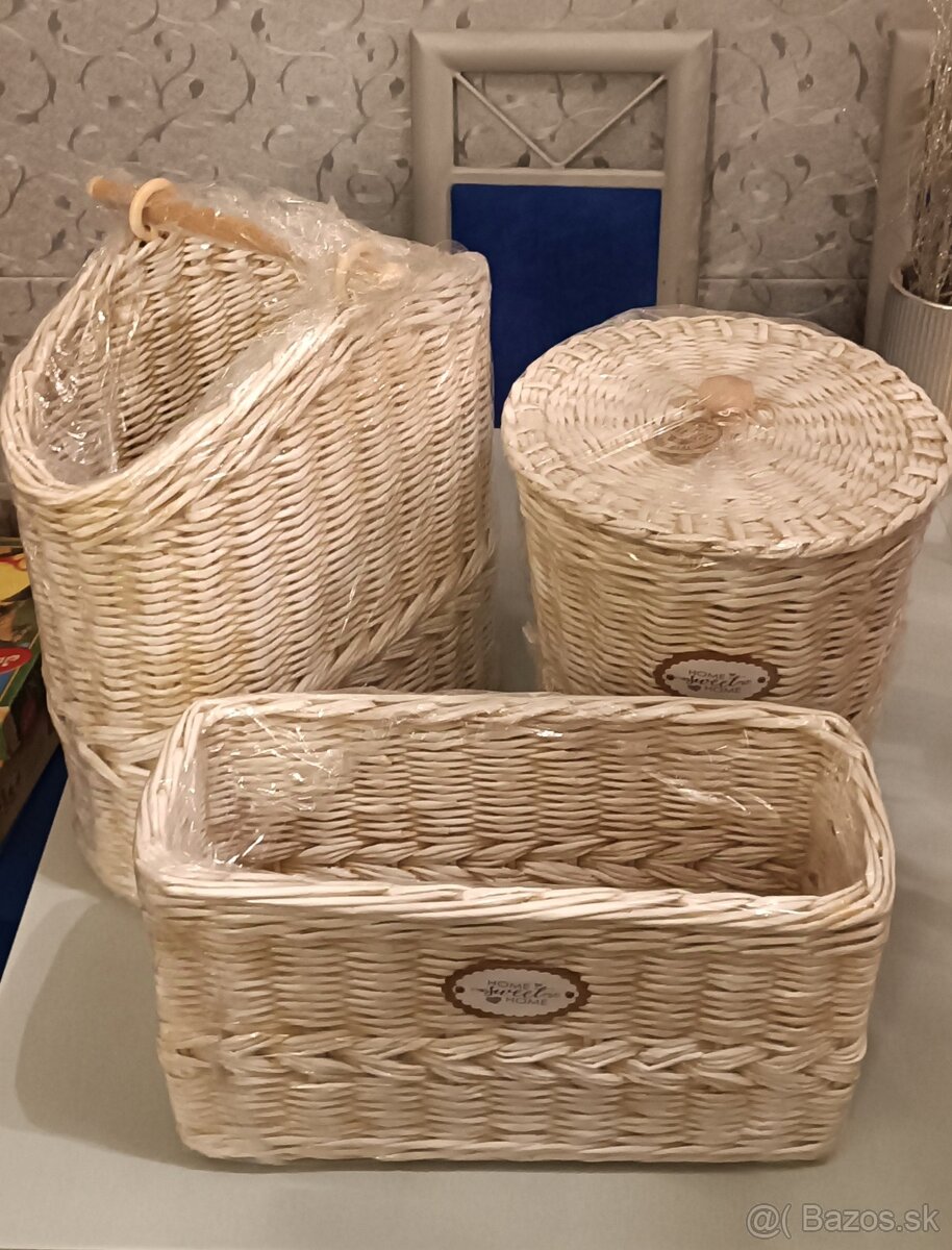 Sùprava nových ručne pletených výrobkov