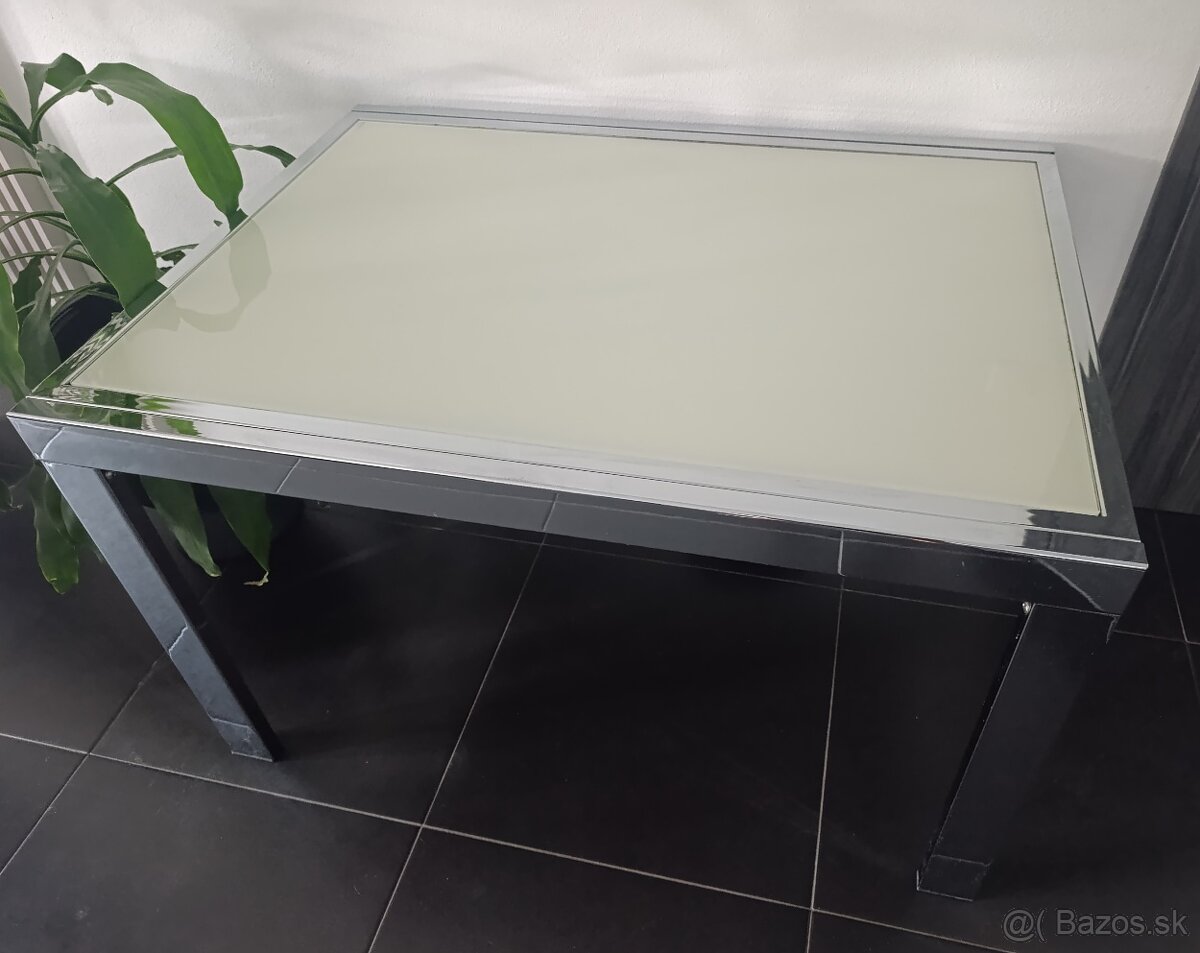 Jedalensky stol roztahovaci