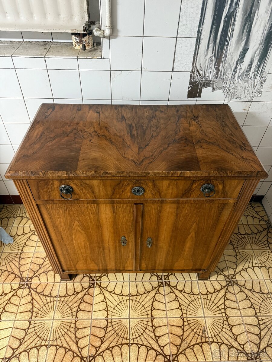 Bieder komoda