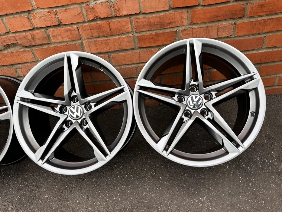 Disky R18 Volkswagen Audi Škoda Mercedes S/R-Line5 112 Dia 5