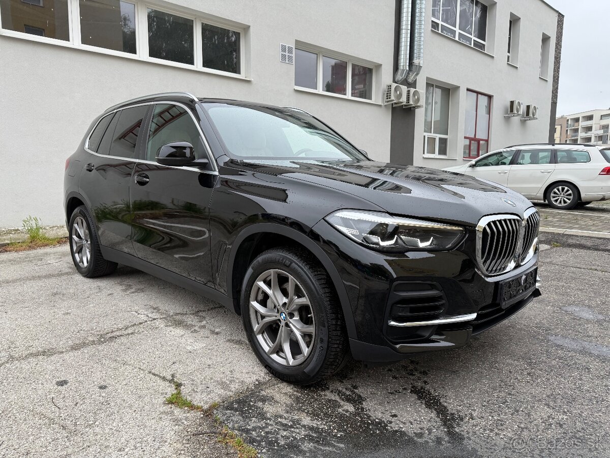 BMW X5 xDrive Sport line 2022 LED Panoráma