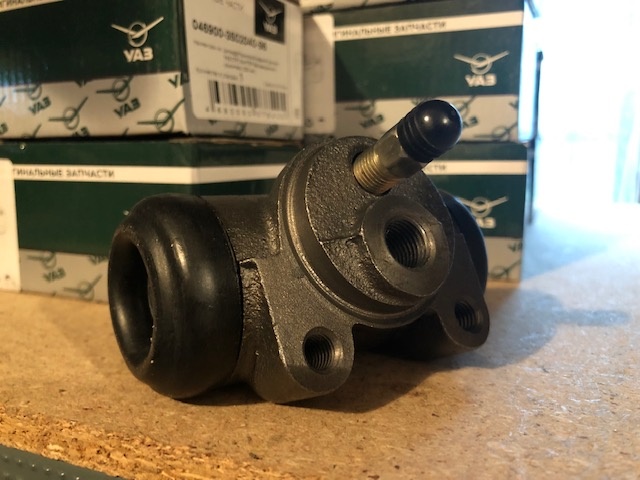 Uaz, Gaz 69, Volga predám nové brzdové valčeky