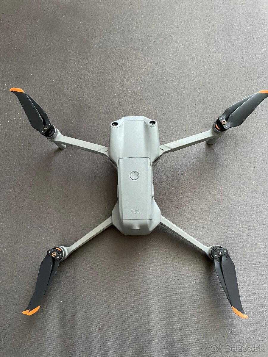 Dron DJI Air 2S Fly More Combo