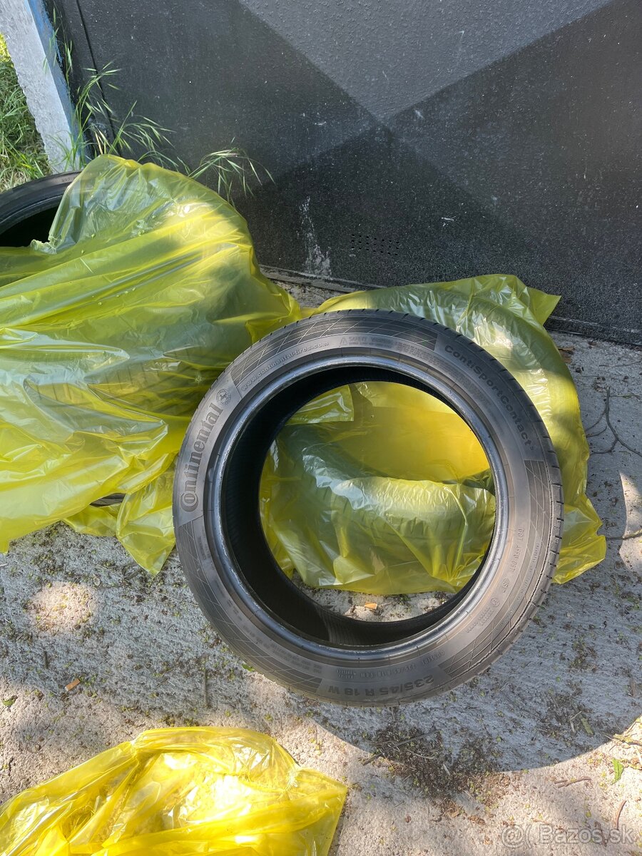 235/45 R18 letne