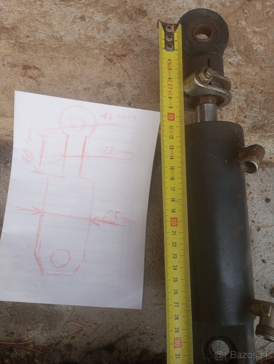 Hydraulický piest