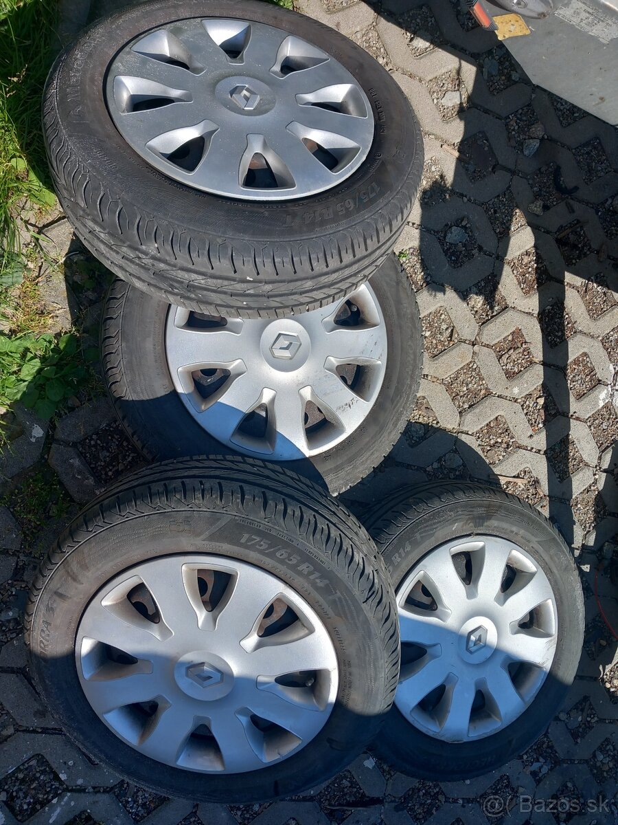 Predám 4 kusi letných kolies 175/65 R14 4x100 Renault thalia