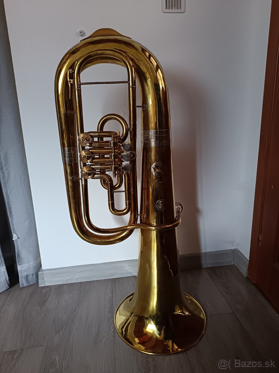 Tuba