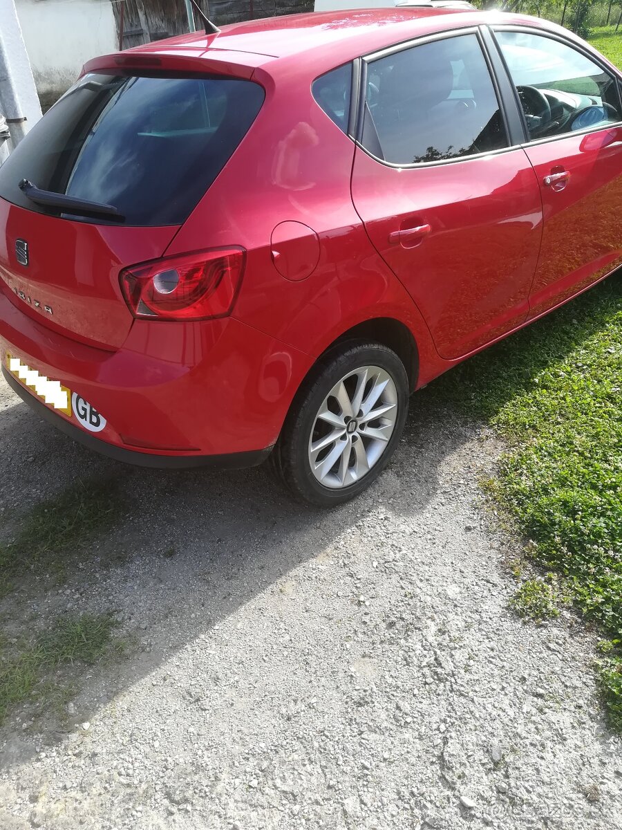 kufor, diely na seat ibiza, piate dvere 2010