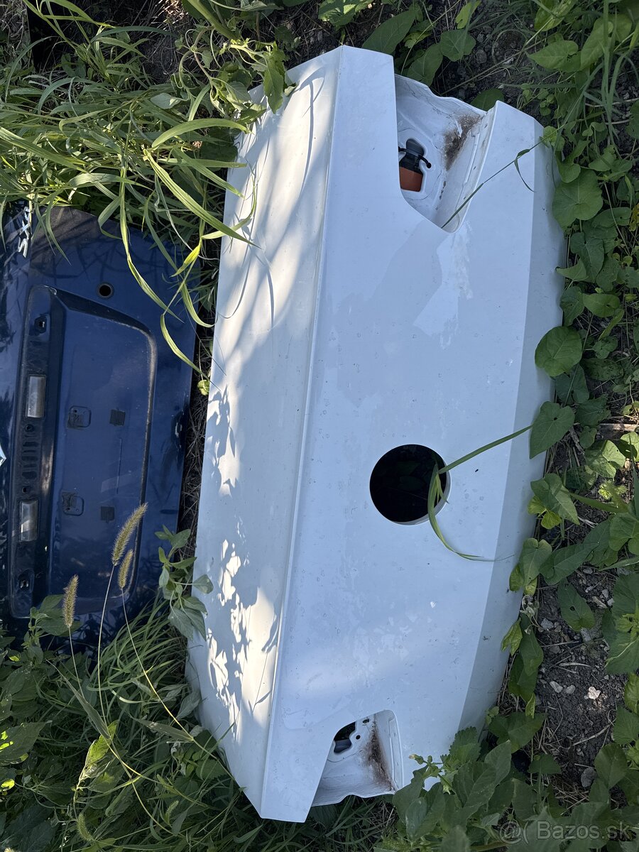 Predám kufor Chervolet Cruze kufor Opel Antara Kia Ceed Ii