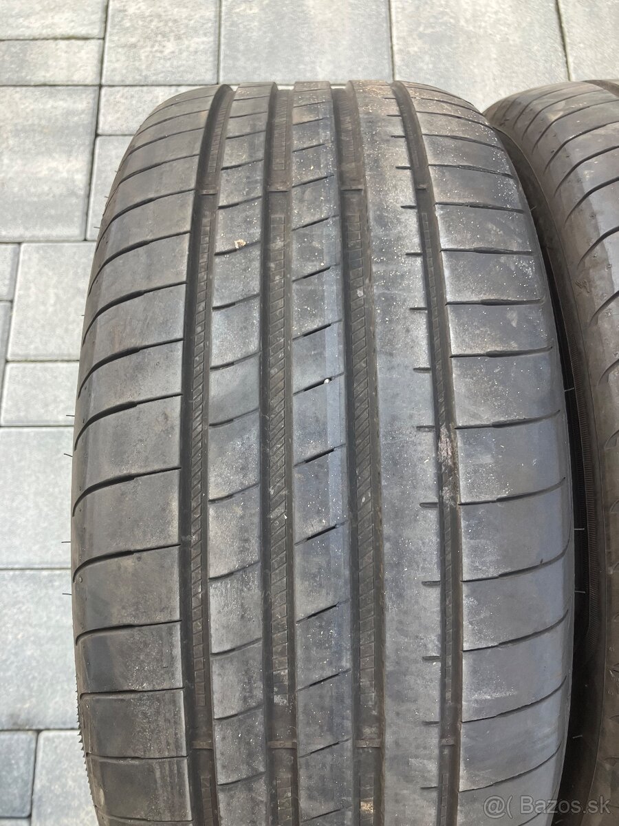 Goodyear 245/45 R18 100Y letné