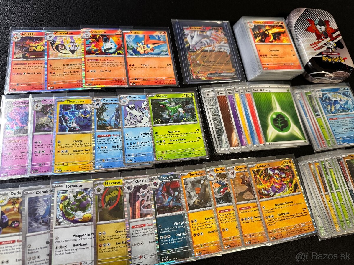 Pokemón PREM. balík A: 100ks kariet v obaloch s EX a darček