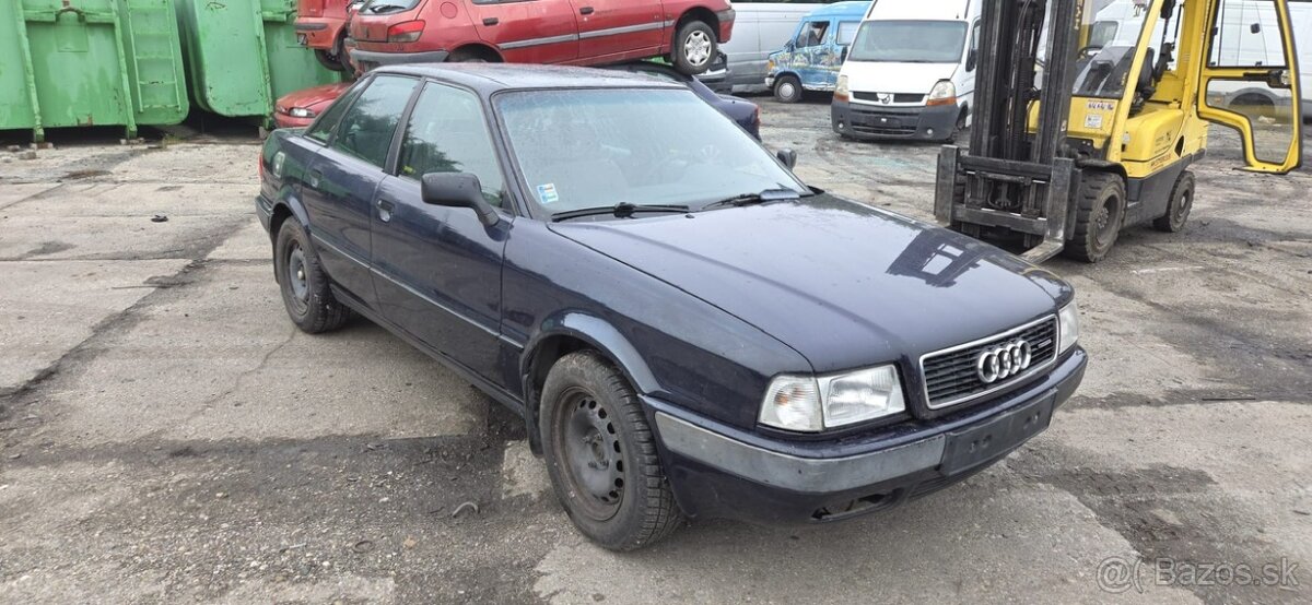 Lacno rozpredám Audi 80 na náhradné diely