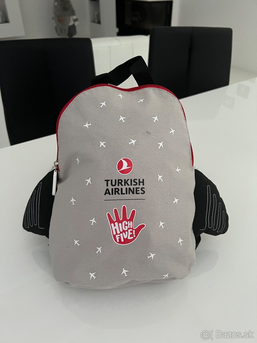 Turkish airlines ruksak s doplnkami