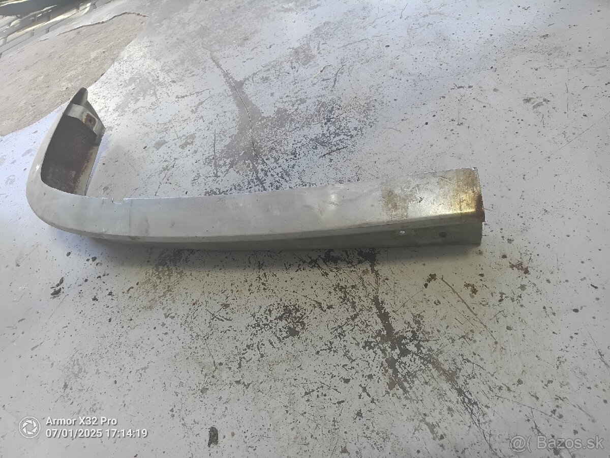 Nárazník škoda 120