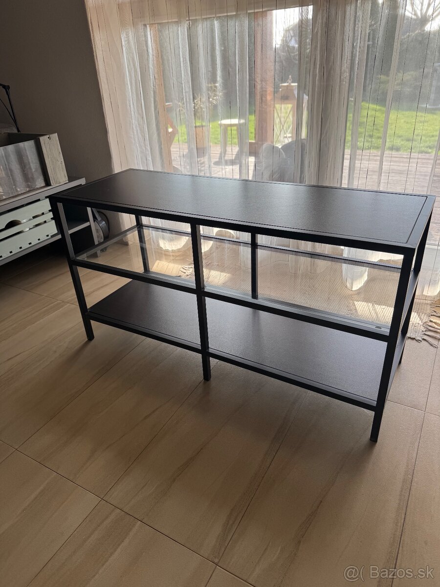 Kovová komoda - ikea