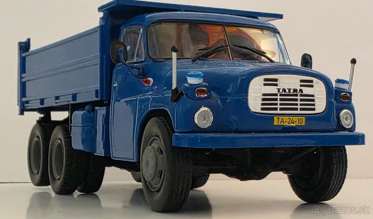 Tatra 148 1:43