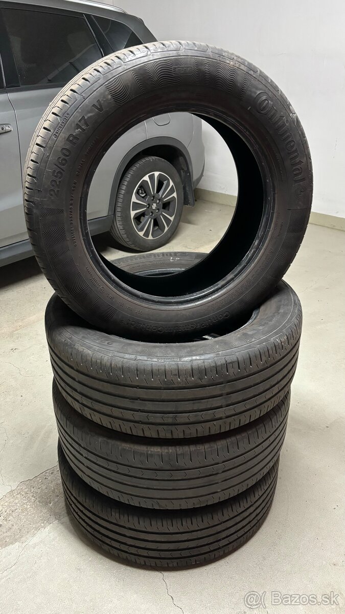 225/60 R17 Continental