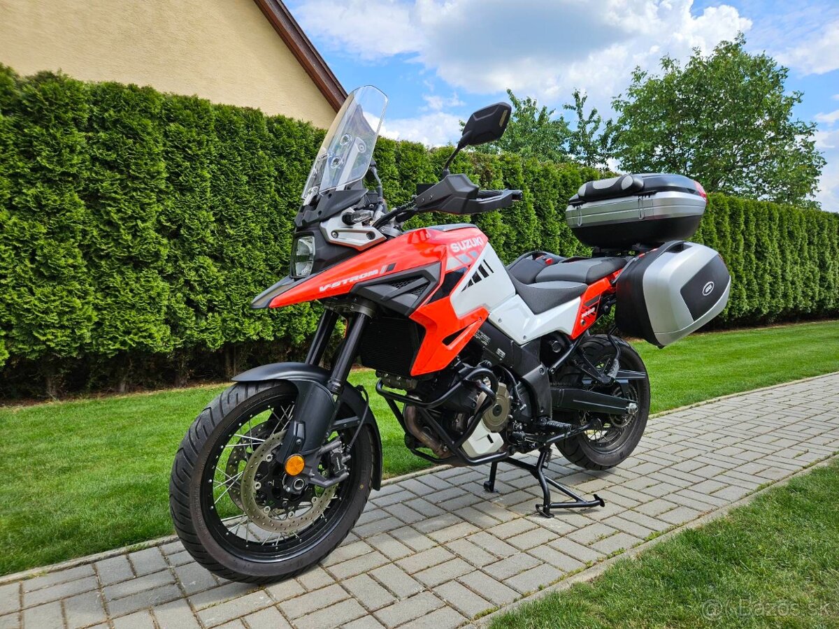 SUZUKI V STROM 1050 XT DL 1050 V-STROM TOP STAV AKO NOVÁ
